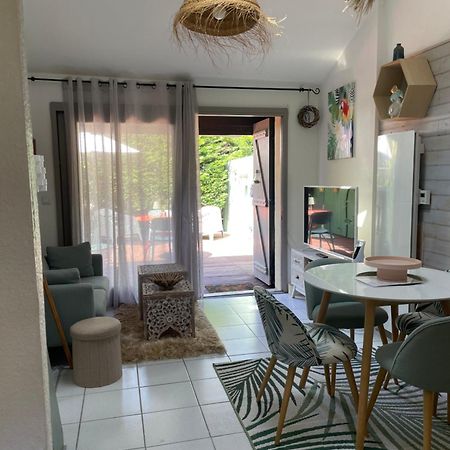 Jolie Maison Au Golf Lacanau Exterior foto